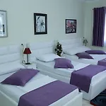 Hotel Bicaj 3*