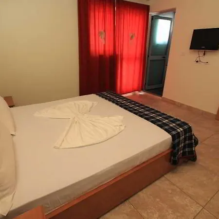 Bicaj Hotel 3*