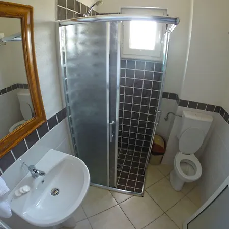 Bicaj Hotell 3*