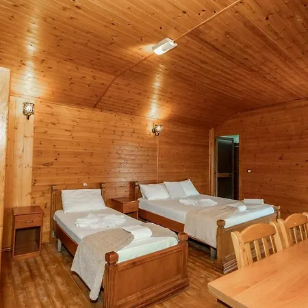 Bicaj Hotel 3*