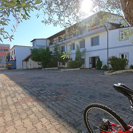 Bicaj Hotel